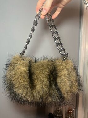 🐻FUR BAG🐻